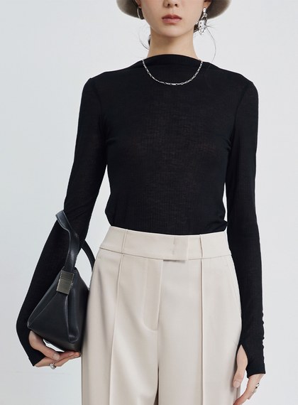 半高領舒適高彈內搭上衣